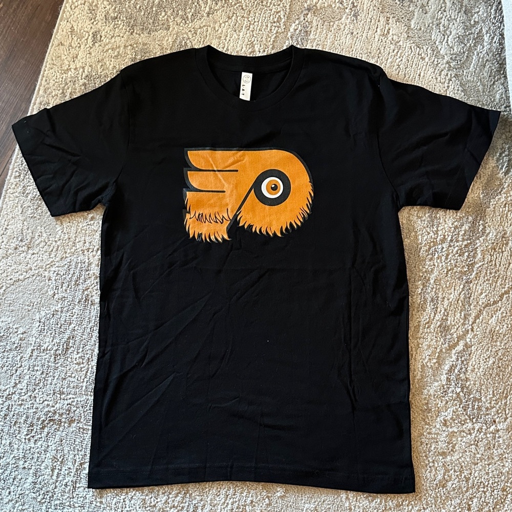 Brand New Youth XL Black and Orange Gritty Philadelphia Flyer’s T-Shirt